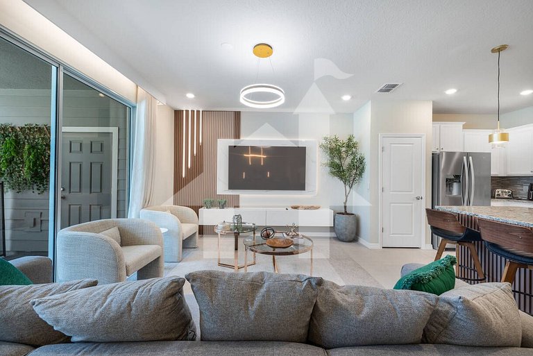Vacation Home Near Disney, 5 bedrooms