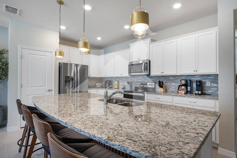 Vacation Home Near Disney, 5 bedrooms