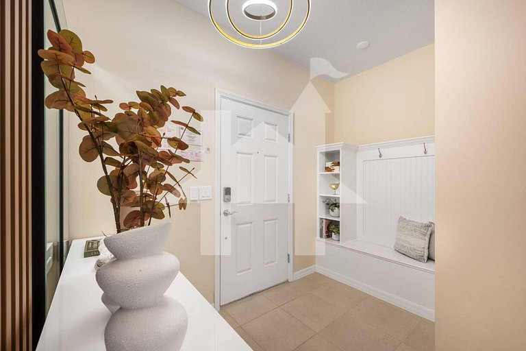 Vacation Home Near Disney, 5 bedrooms