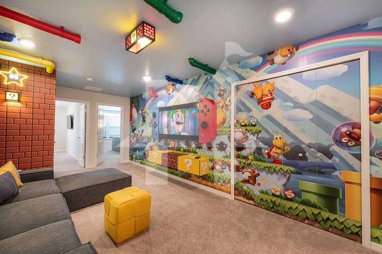Vacation Home Near Disney, 5 bedrooms