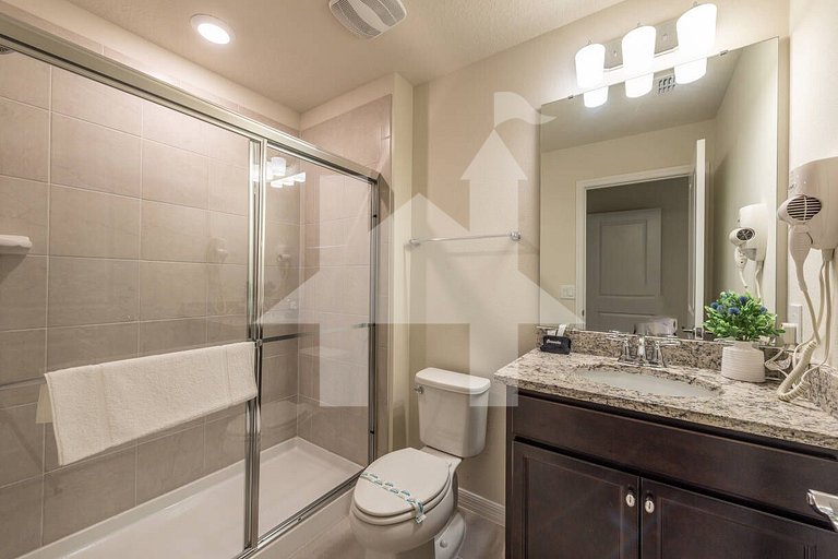 Vacation Home Near Disney, 5 bedrooms