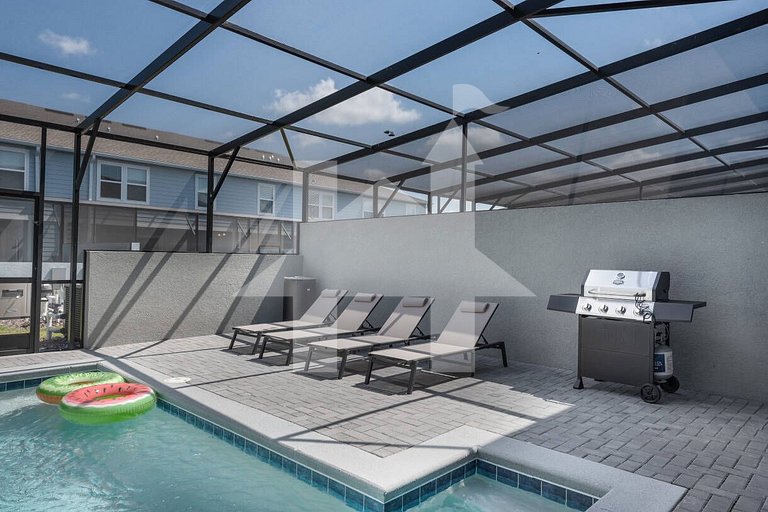 Vacation Home Near Disney, 5 bedrooms