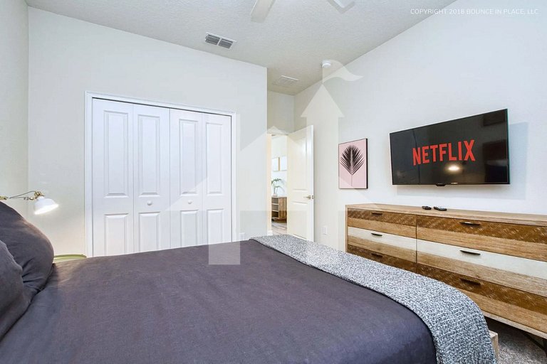 Vacation Home Near Disney, 5 bedrooms