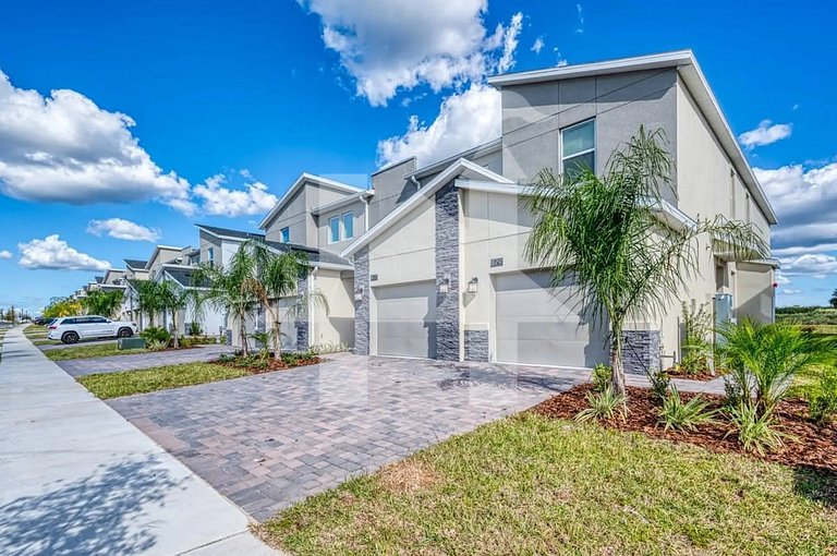 Vacation Home Near Disney, 2 bedrooms
