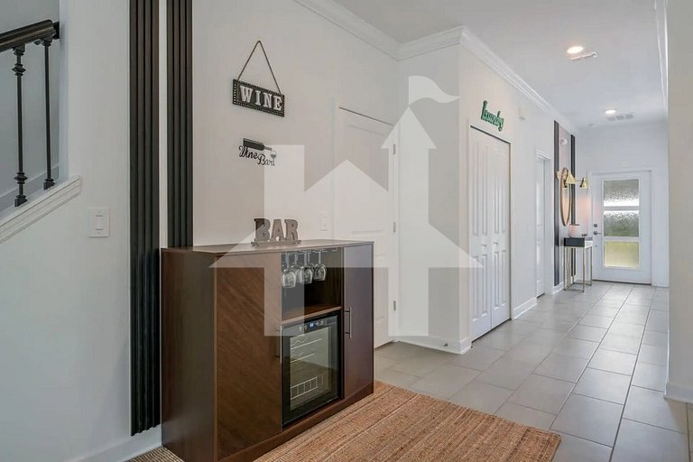 Vacation Home Near Disney, 5 bedrooms