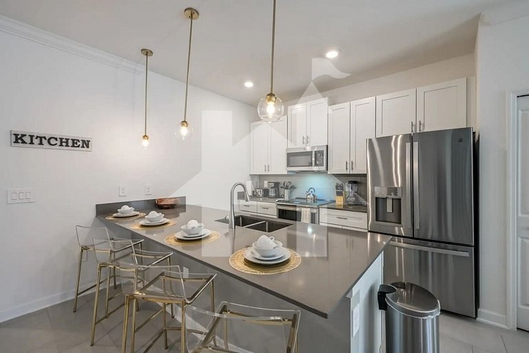 Vacation Home Near Disney, 5 bedrooms