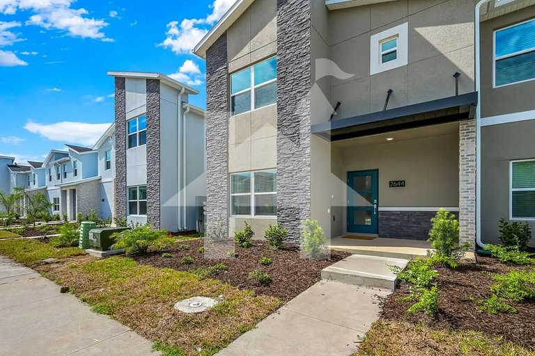 Vacation Home Near Disney, 5 bedrooms