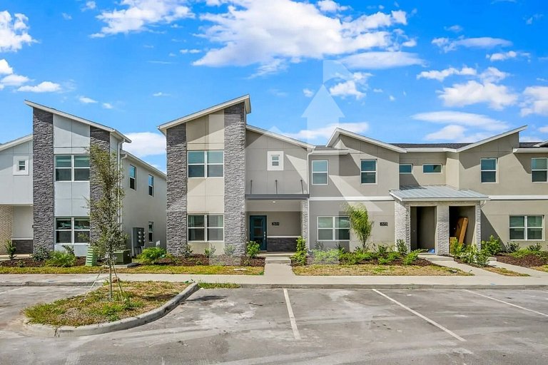 Vacation Home Near Disney, 5 bedrooms