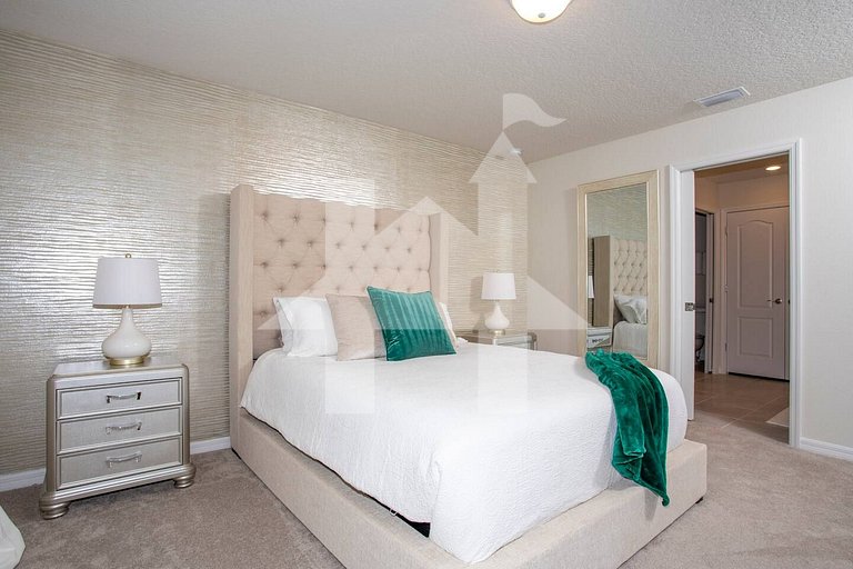 BR Villa w/ Pool, Star Wars Game Room + Resort