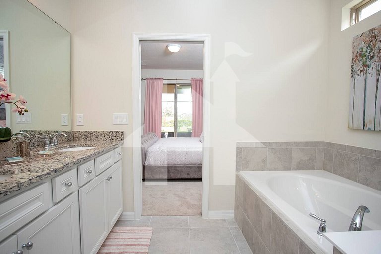 BR Villa w/ Pool, Star Wars Game Room + Resort
