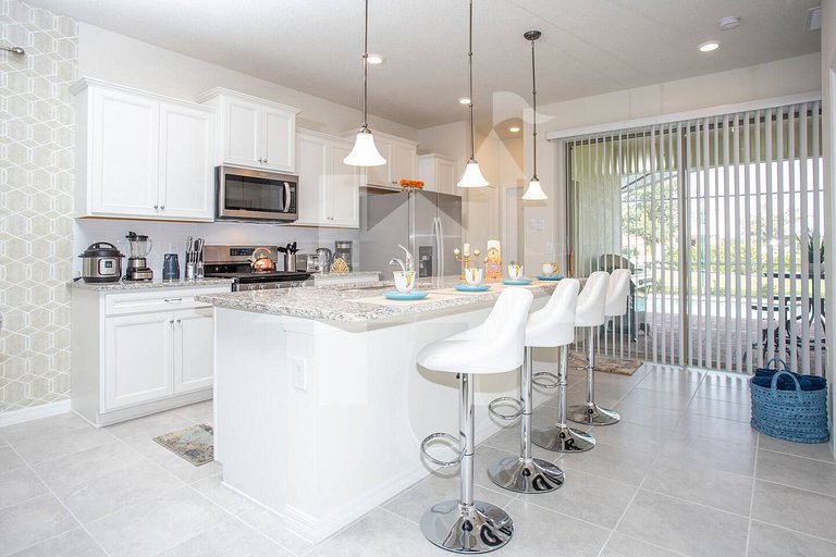 BR Villa w/ Pool, Star Wars Game Room + Resort