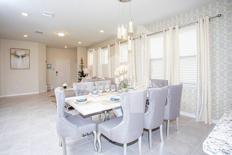 BR Villa w/ Pool, Star Wars Game Room + Resort