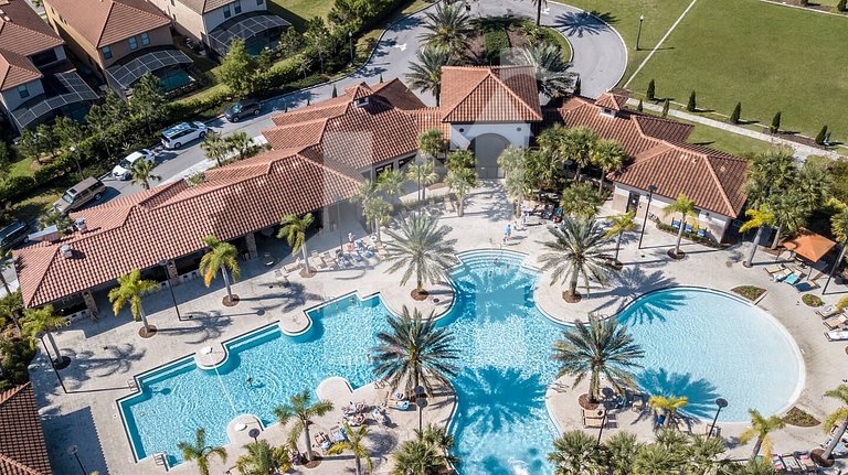 BR Villa w/ Pool, Star Wars Game Room + Resort