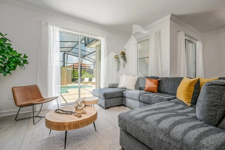 Vacation Home Near Disney, 4 bedrooms