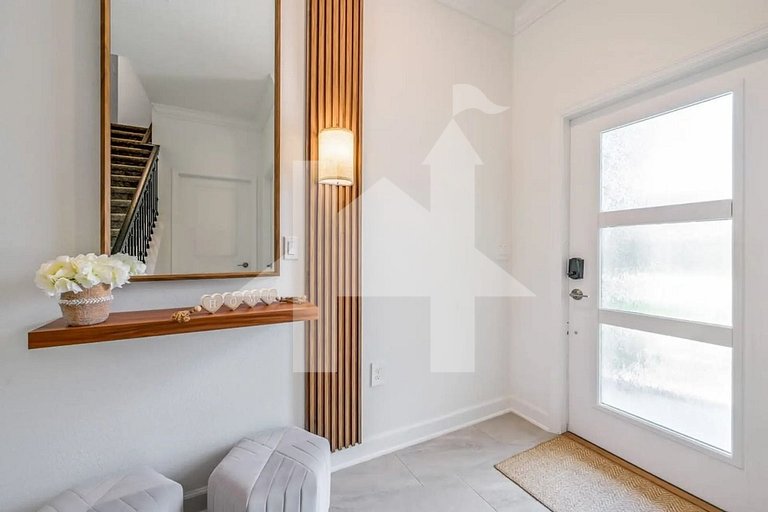 Vacation Home Near Disney, 4 bedrooms