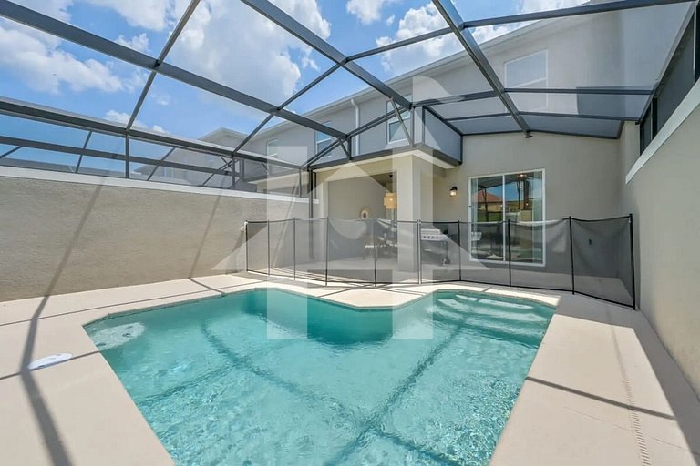 Vacation Home Near Disney, 4 bedrooms