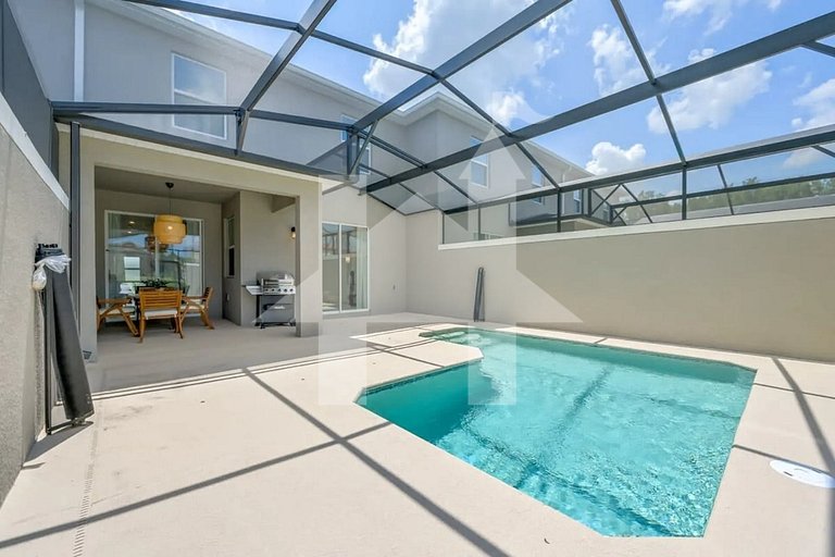 Vacation Home Near Disney, 4 bedrooms