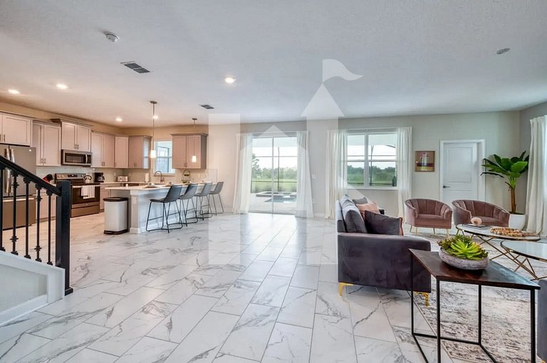 Vacation Home Near Disney, 6 bedrooms