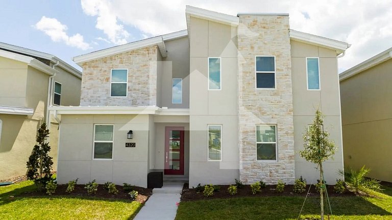 Vacation Home Near Disney, 9 bedrooms