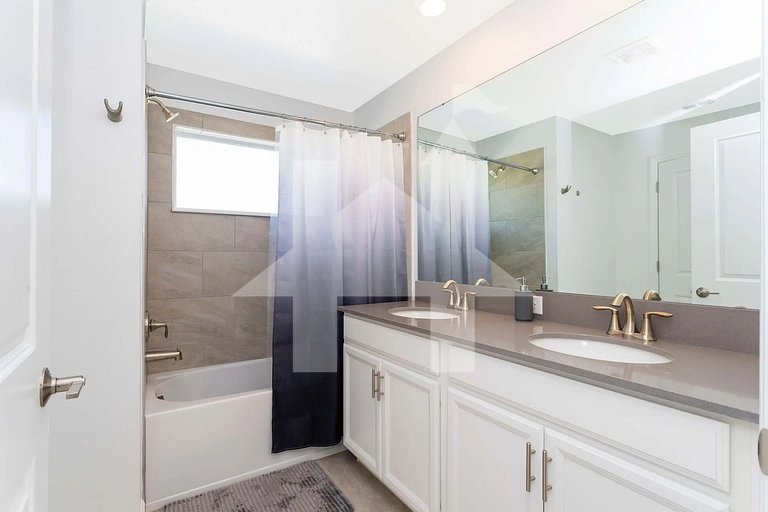 Townhouse Moderna 4Q c/ Piscina /10 Min da Disney!