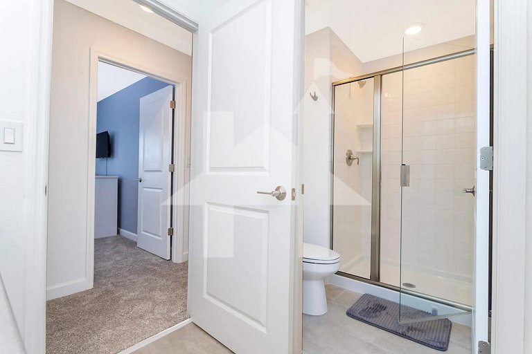 Townhouse Moderna 4Q c/ Piscina /10 Min da Disney!