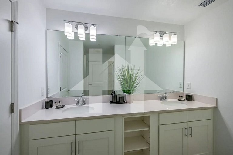 Vacation Home Near Disney, 3 bedrooms