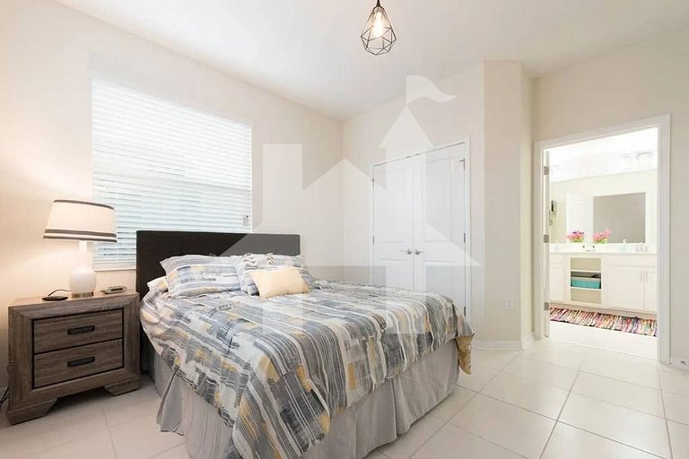 Vacation Home Near Disney, 3 bedrooms