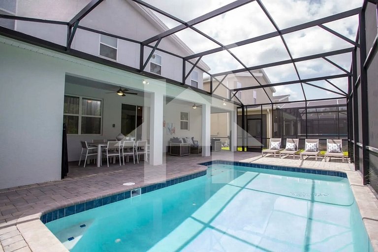 Vacation Home Near Disney, 6 bedrooms