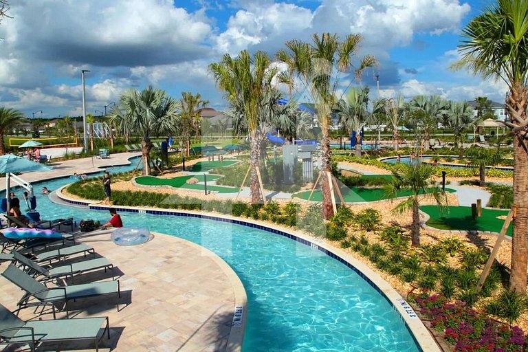 Vacation Home Near Disney, 6 bedrooms