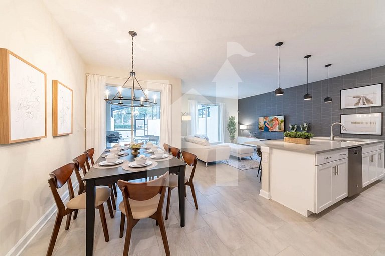 Vacation Home Near Disney, 4 bedrooms