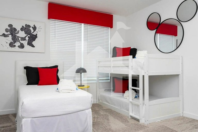 Vacation Home Near Disney,5 bedrooms