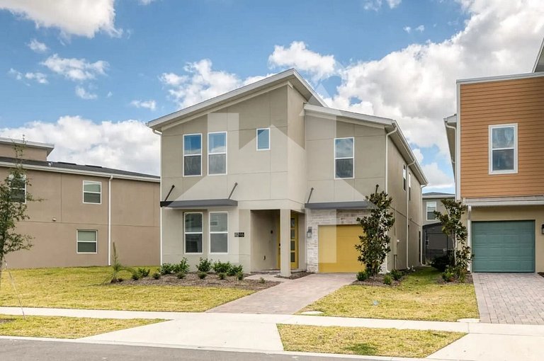 Vacation Home Near Disney, 6 bedrooms