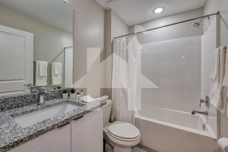 Casa de Vacaciones Cerca de Disney - 4 Habitaciones