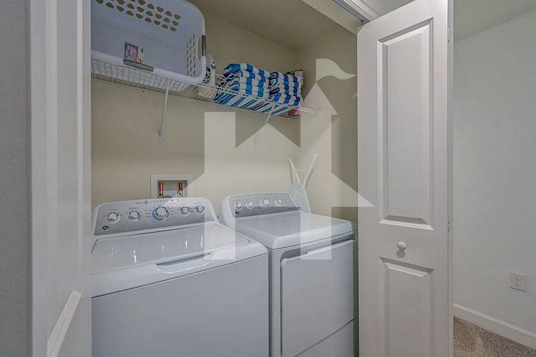 Vacation Home Near Disney, 4 bedrooms