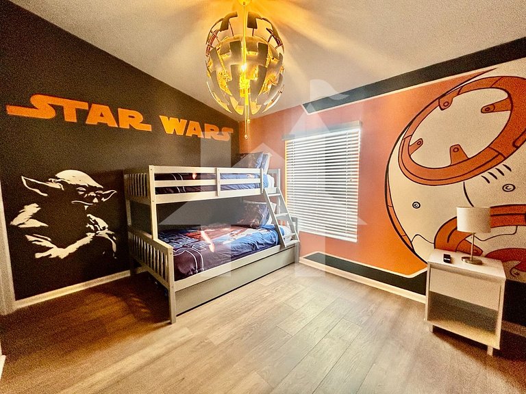 7670 - Casa 3Q/3B com Piscina Privativa | Perto da Disney
