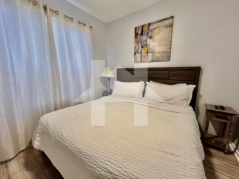 7660 - 3Q/3B Casa em Resort *10min DISNEY*