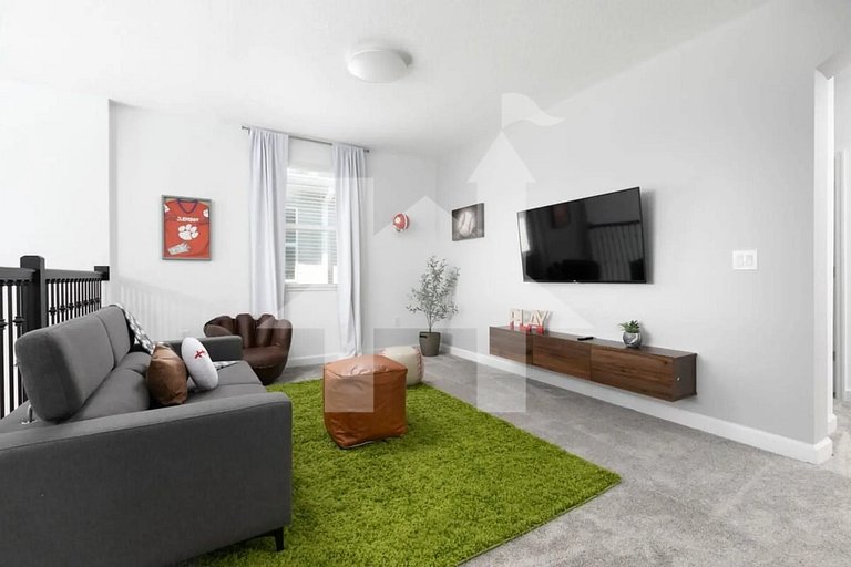 Vacation Home Near Disney, 5 bedrooms