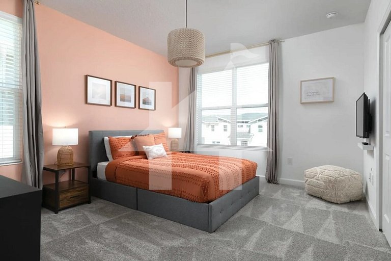 Vacation Home Near Disney, 5 bedrooms