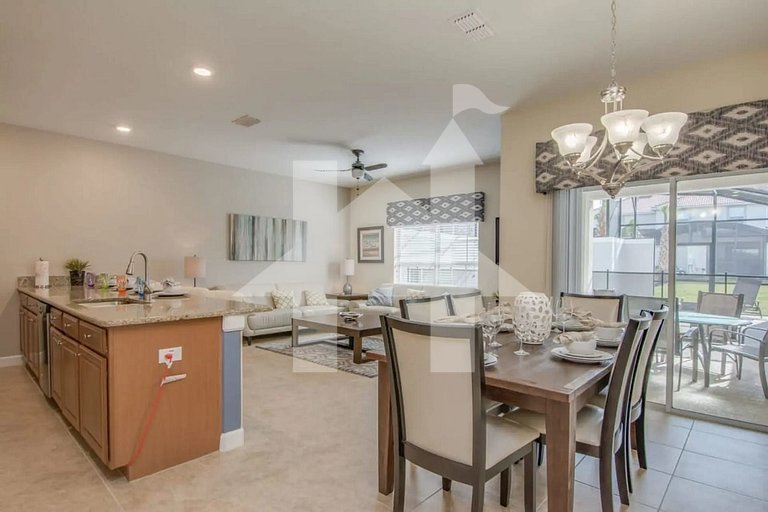 Vacation Home Near Disney, 4 bedrooms