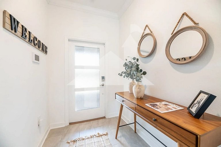 Vacation Home Near Disney, 4 bedrooms