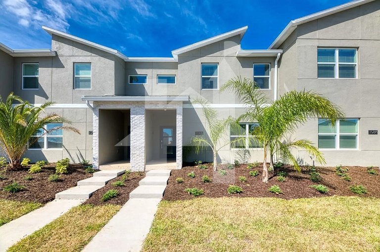 Vacation Home Near Disney, 4 bedrooms
