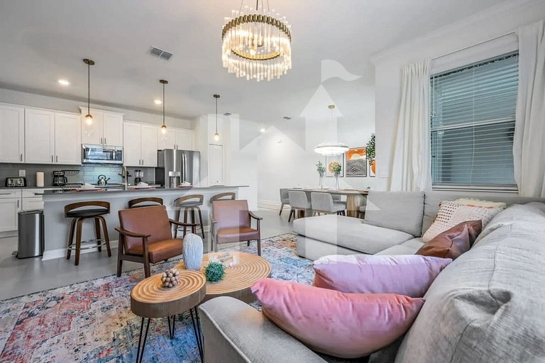 Vacation Home Near Disney, 4 bedrooms