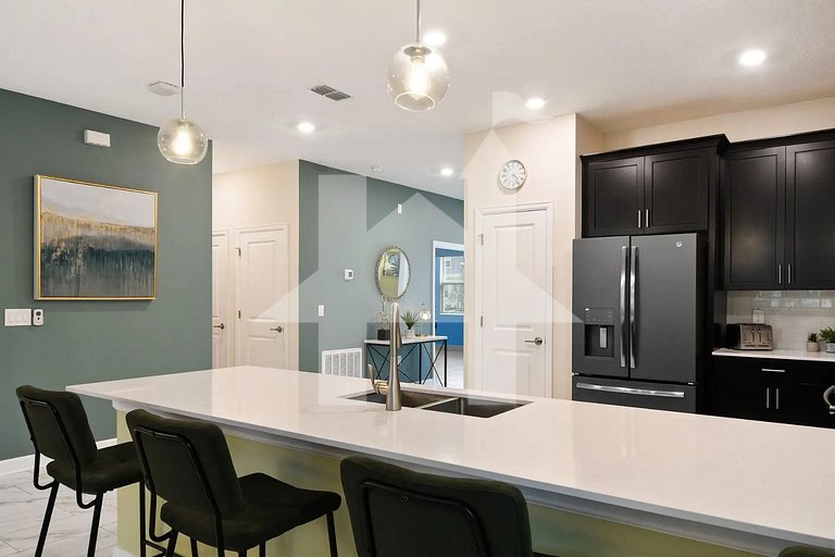 Vacation Home Near Disney, 9 bedrooms
