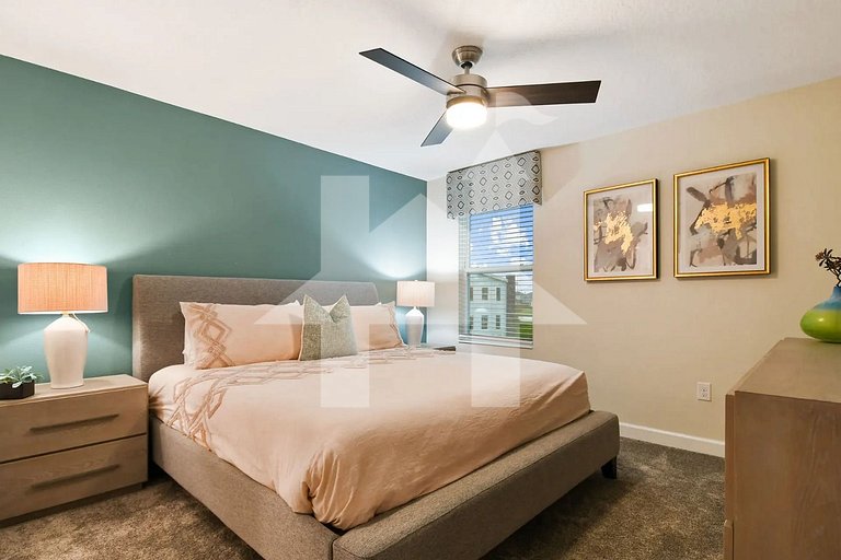 Vacation Home Near Disney, 9 bedrooms