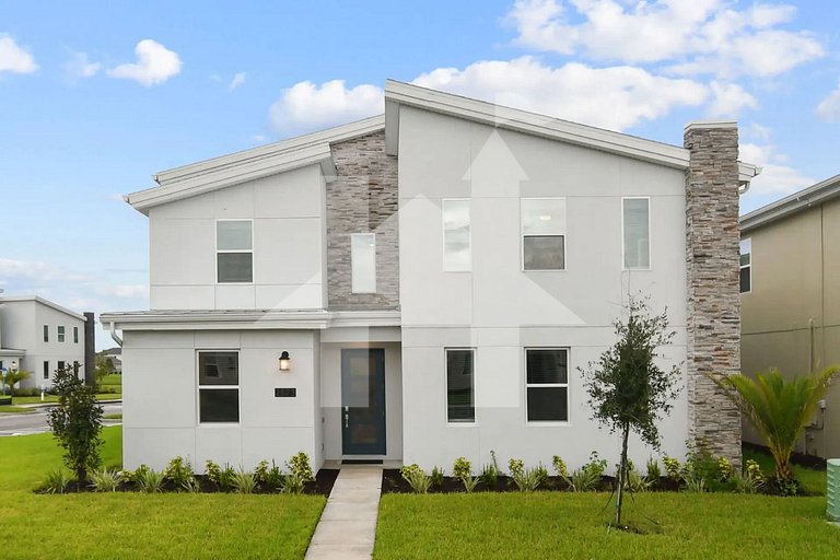 Vacation Home Near Disney, 9 bedrooms