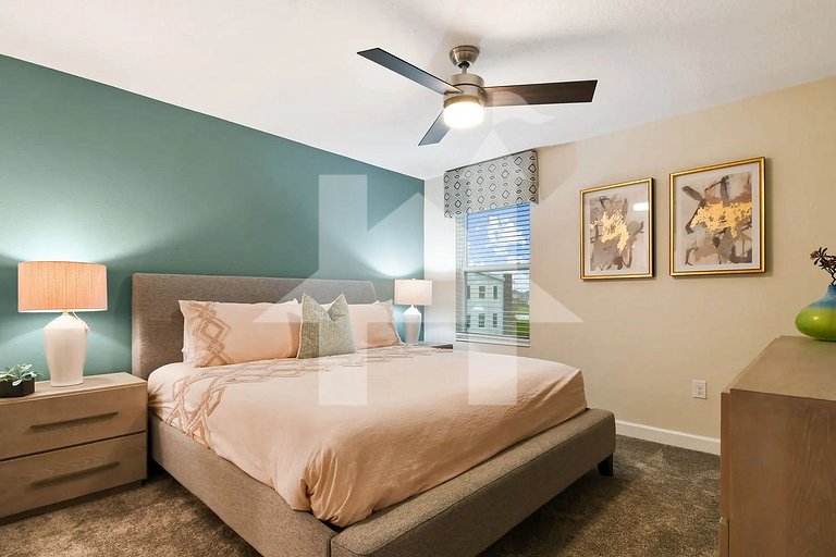 Vacation Home Near Disney, 9 bedrooms