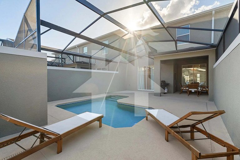 Vacation Home Near Disney, 4 bedrooms