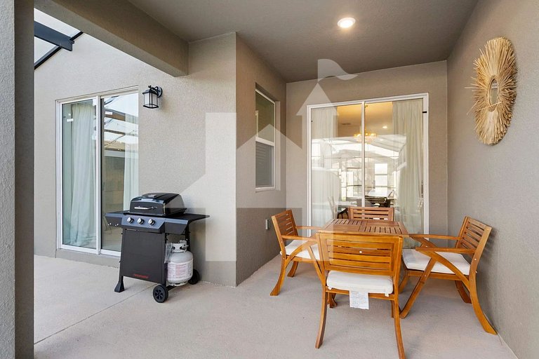 Vacation Home Near Disney, 4 bedrooms