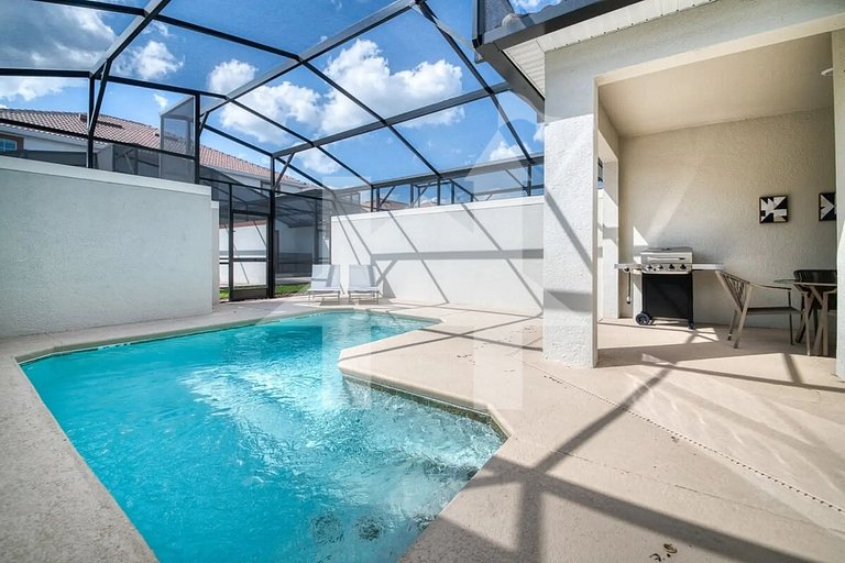Vacation Home Near Disney, 4 bedrooms