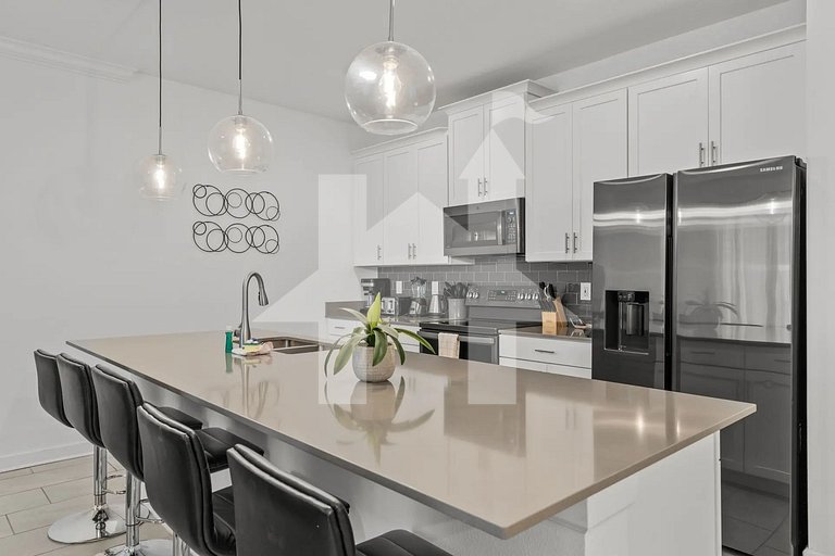 Vacation Home Near Disney, 4 bedrooms